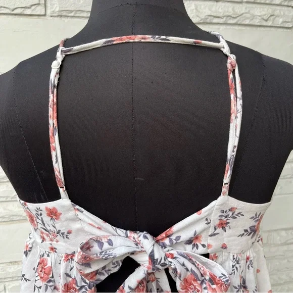 SOLD ❌ Floral Tie Up Top - Picture 7 of 7